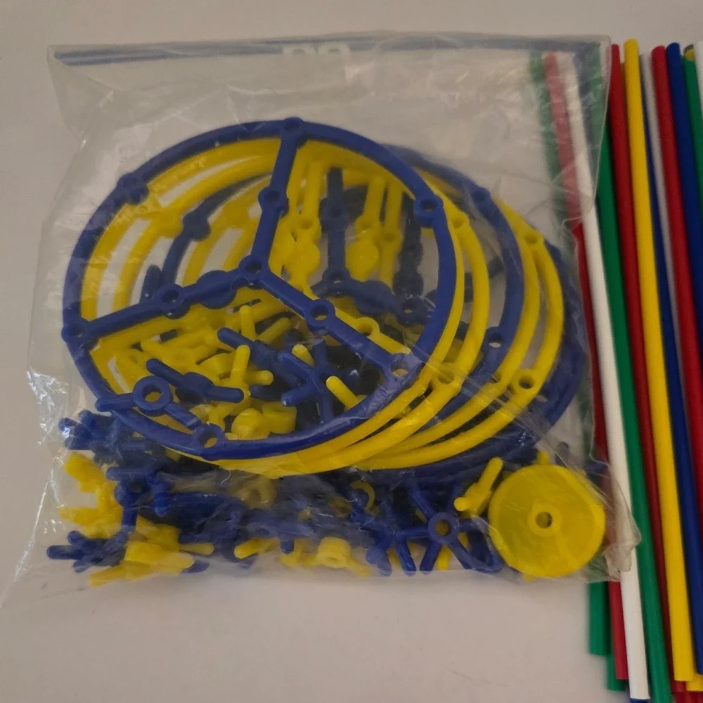 Vintage Construct-o-straws Building Set STEM Educational Toy Multi